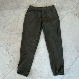 Old Navy active go-dry jogger pants